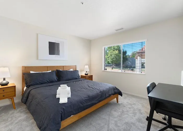 2br Canyon View Retreat